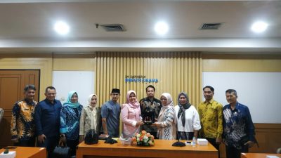 Raperda Koperasi Cirebon – Strategi Lindungi UMKM & Petani
